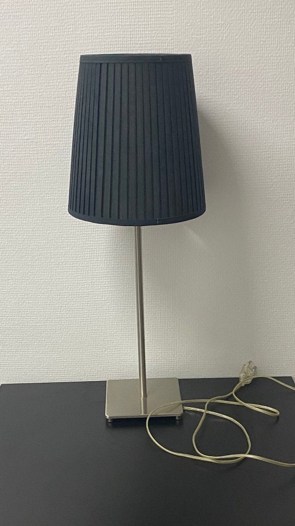 Zwarte design tafellamp / bureaulamp, Ophalen, Bureaulamp, Gebruikt, Met kap