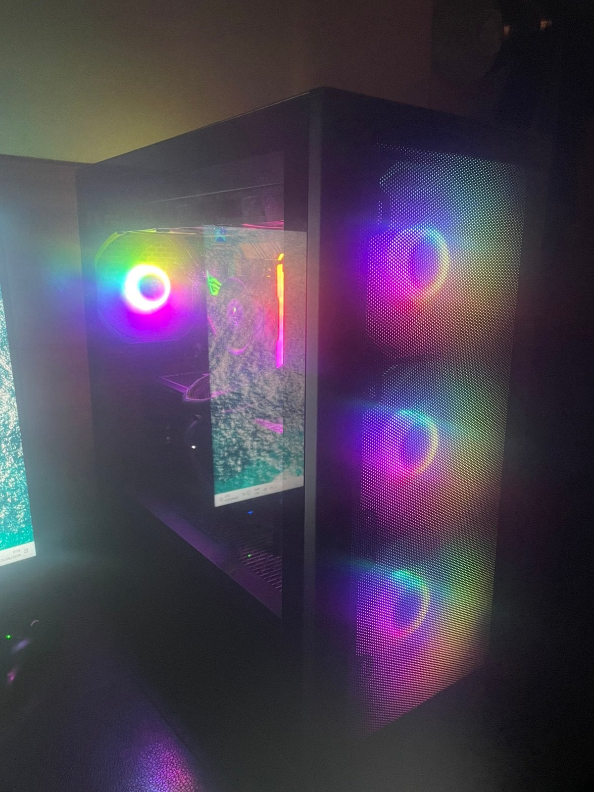 RTX 5070 | Ryzen 7 | 32GB | 1TB NVMe | AIO Gaming PC, Computers en Software, Ophalen of Verzenden, Zo goed als nieuw, Gaming, HDD