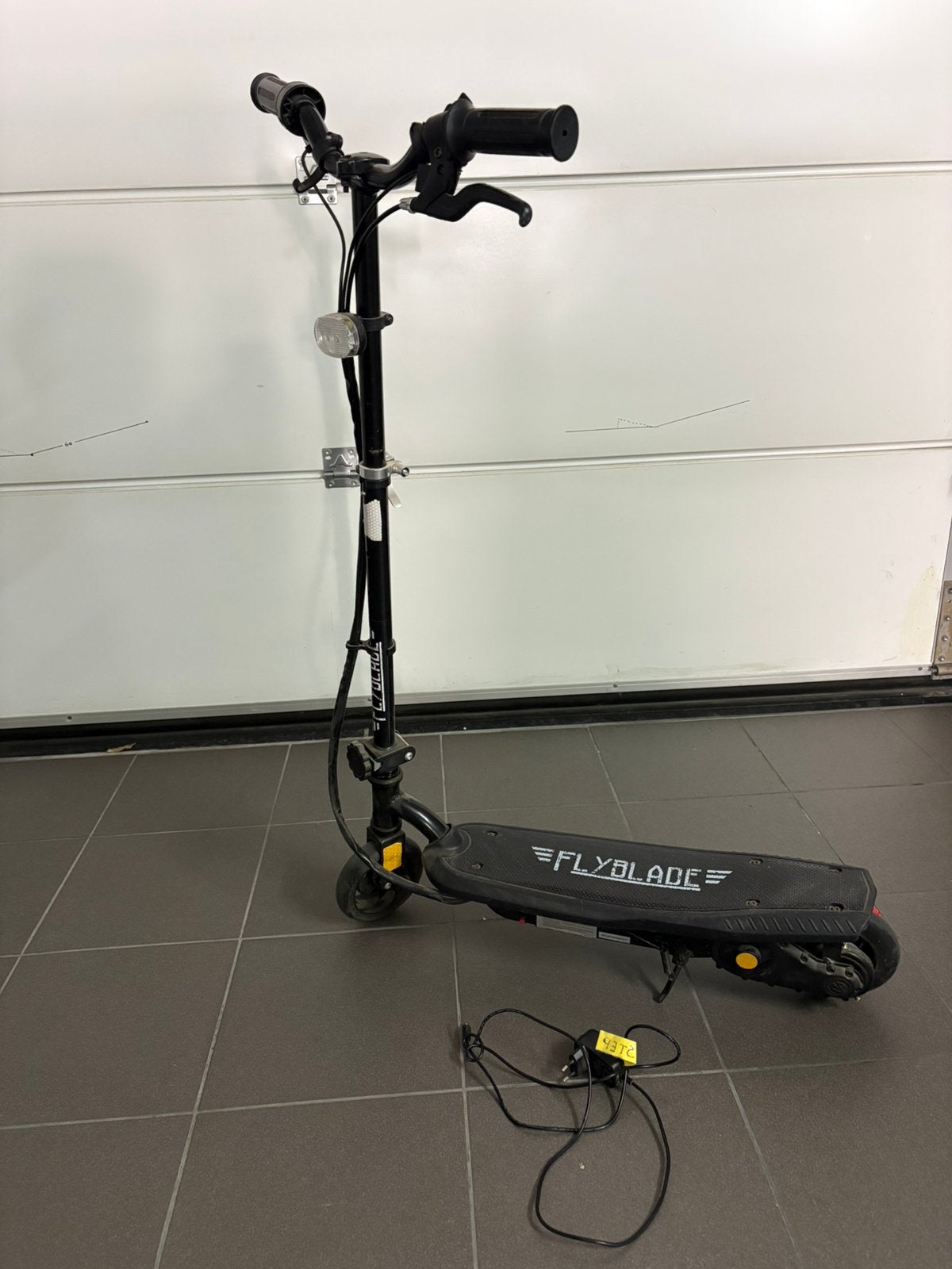 Elektrische step, Vélos & Vélomoteurs, Trottinettes, Enlèvement, Utilisé, Step électrique (E-scooter)