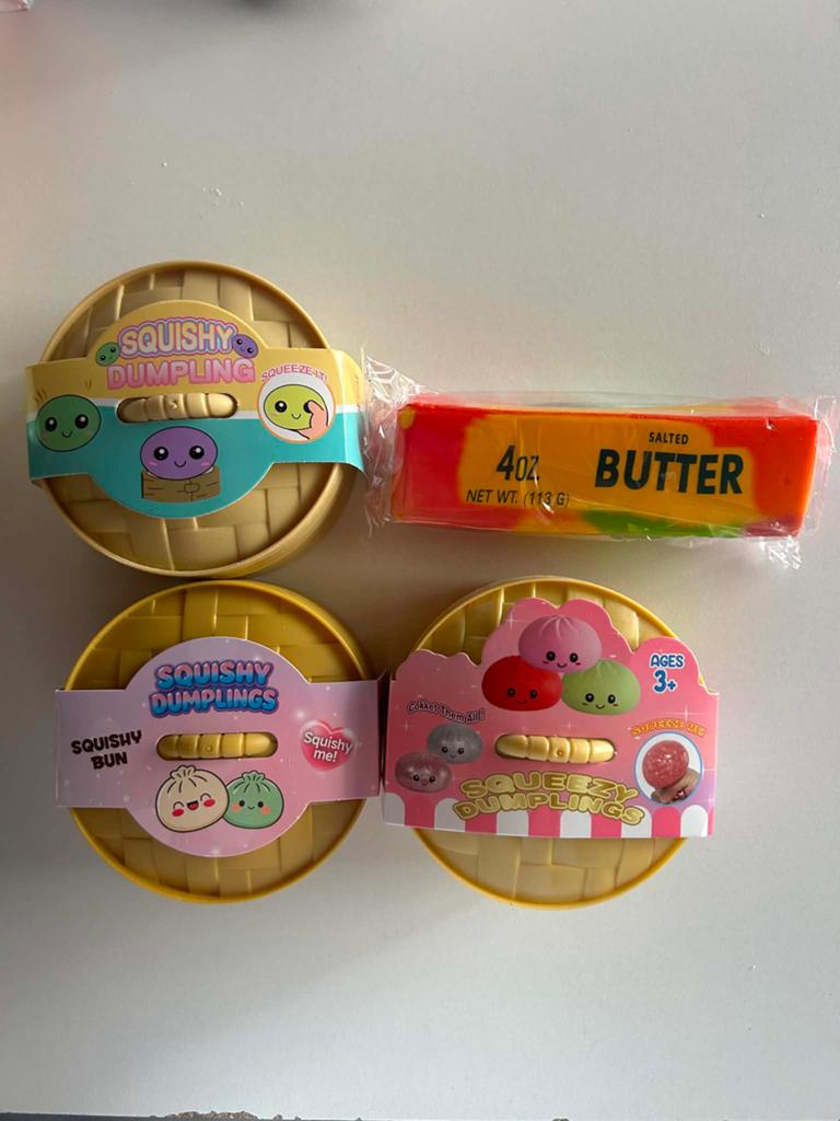 Lot de 4 Squishy Dumplings Mystères Différents Neuf, Enlèvement ou Envoi, Neuf, Garçon ou Fille