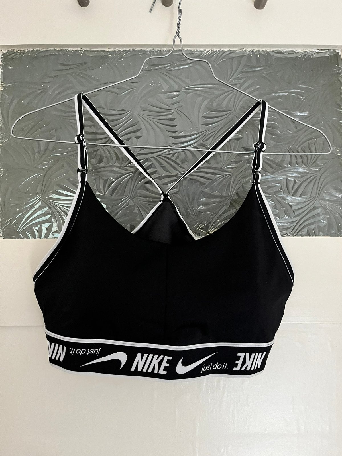 Brassiere nike, Ophalen of Verzenden, Zo goed als nieuw, Maat 38/40 (M)