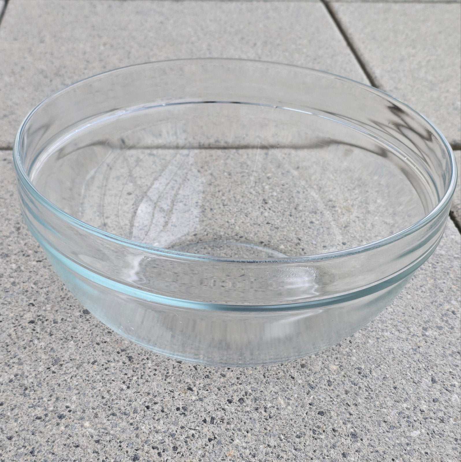 Large Glass Mixing & Serving Bowl – 26 cm, Ophalen of Verzenden, Gebruikt