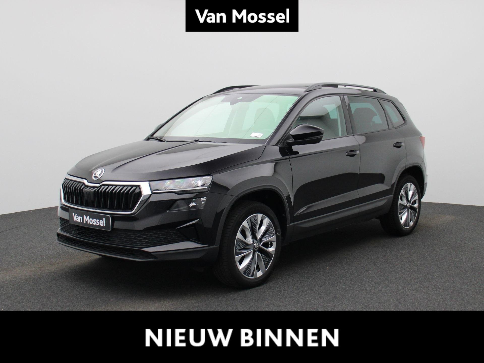 Skoda Karoq 2.0 CRTDI 85KW DSG7 Clever PANO -en zonnedak | L, Auto's, Stof, Gebruikt, Zwart, 4 cilinders
