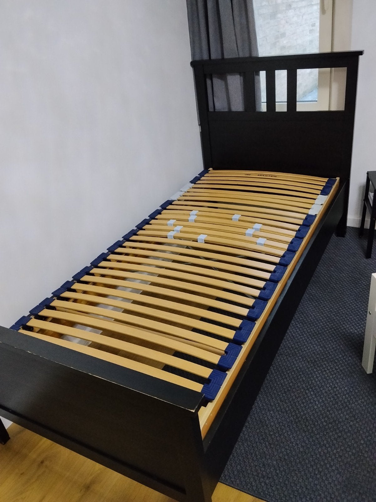2 Eenpersoonsbedden inclusief lattenbodem (90x200 cm), Ophalen of Verzenden