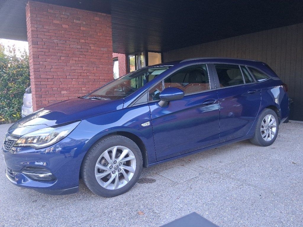 Opel Astra Sports Tourer 1.5D Turbo, Autos, Euro 6, Boîte manuelle, Noir, 5 portes