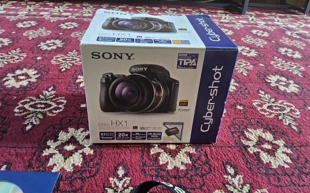 Sony DSC-HX1 bijna nieuw met geheugenkaart en accessoires., Ophalen, Sony