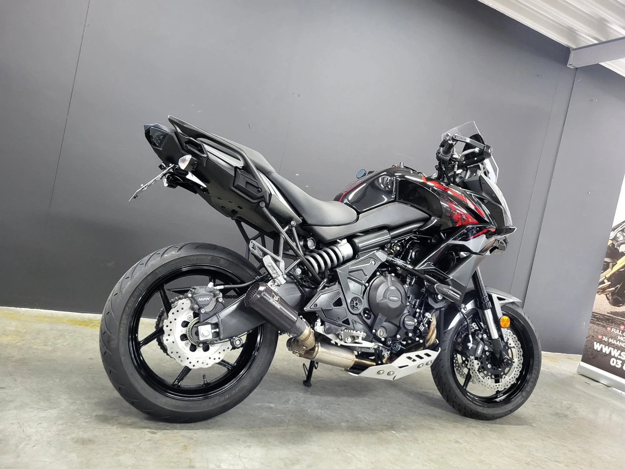 Kawasaki Versys 650 lage km en met strakke looks, Entreprise, Plus de 35 kW, 650 cm³, Autre