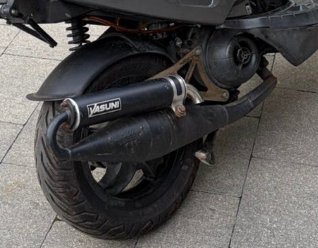 Yasuni z uitlaat, Fietsen en Brommers, Ophalen, Gebruikt, Uitlaat