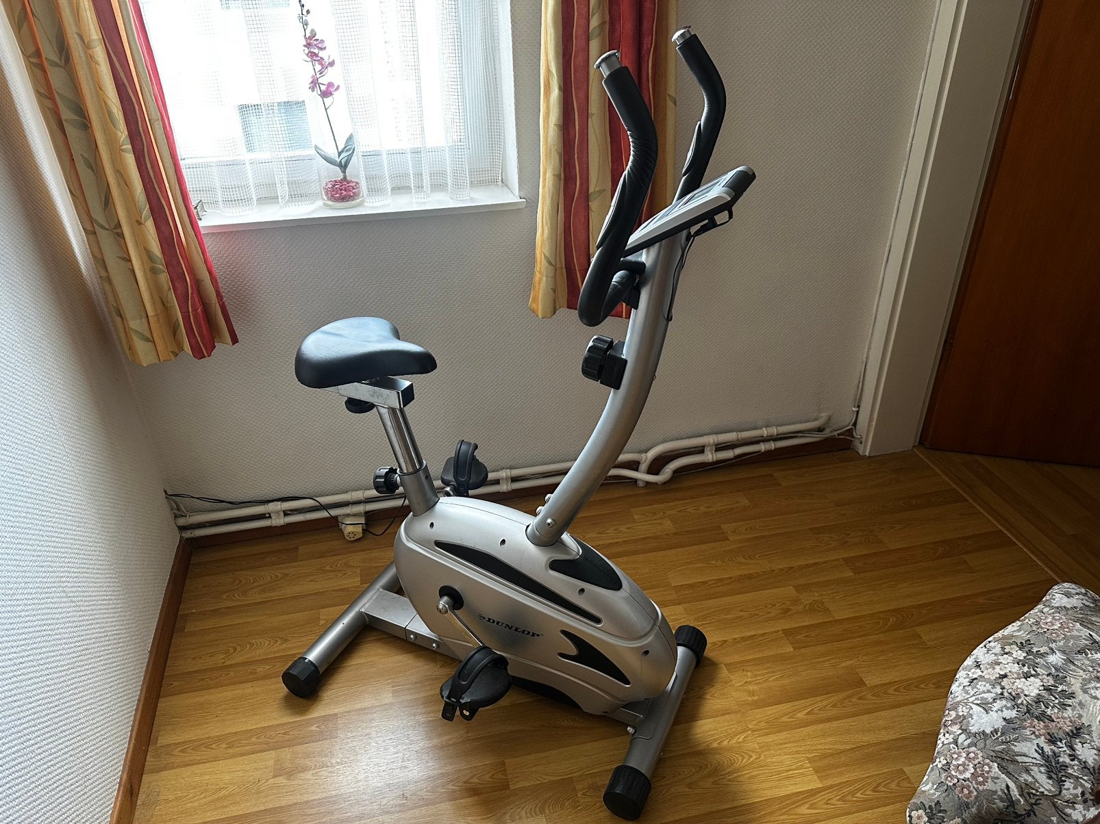 DUNLOP hometrainer - Goede staat, Ophalen, Overige materialen, Gebruikt, Benen