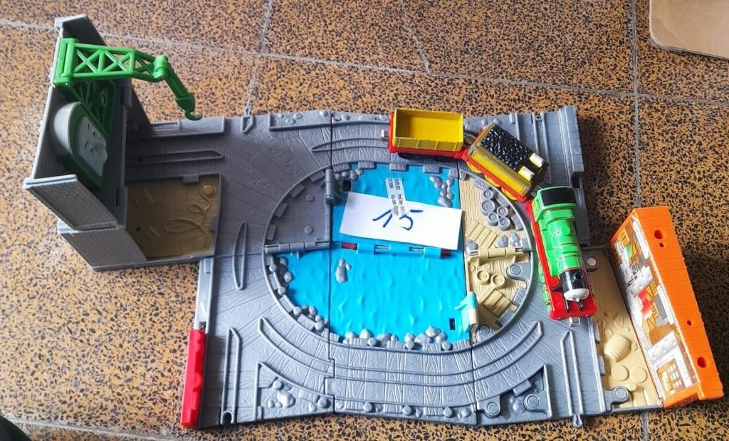 thomas de trein laadplek met extra locomotief, Enfants & Bébés, Jouets | Thomas le petit Train, Enlèvement ou Envoi, Utilisé