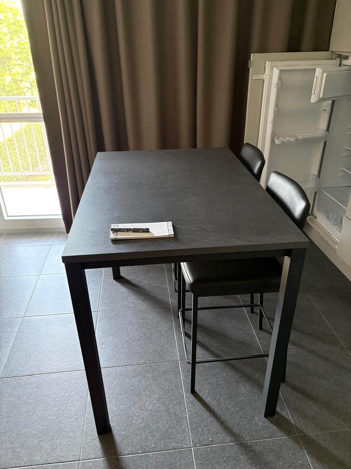 Tafel, Huis en Inrichting, Tafels | Statafels, Ophalen, Zo goed als nieuw