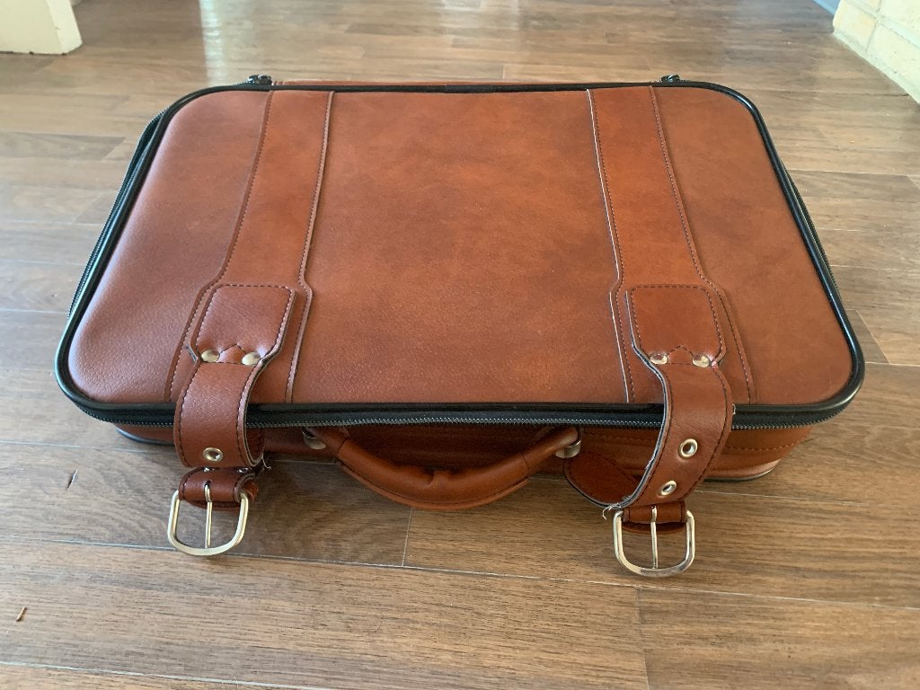 Mallette / Petite valise vintage marron fauve British/Rétro, Bijoux, Sacs & Beauté, Enlèvement, Comme neuf, Autres matériaux