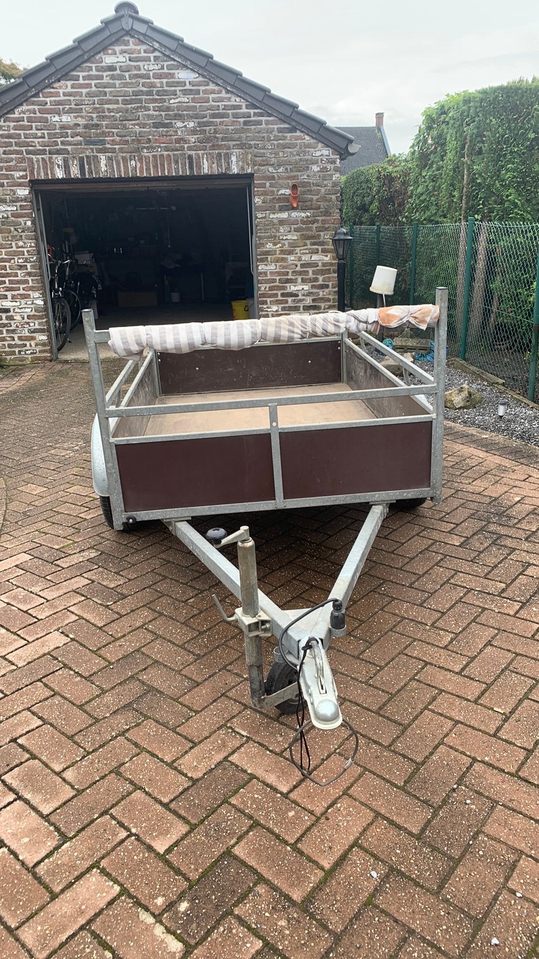 Aanhangwagen, Enlèvement, Comme neuf