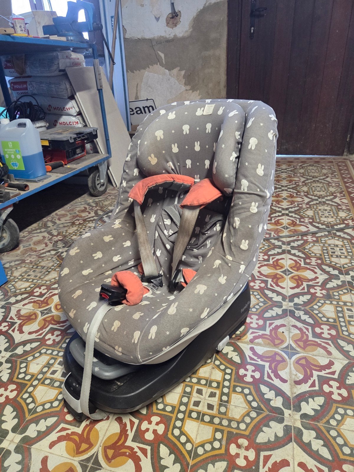 Autostoel isofix, Ophalen