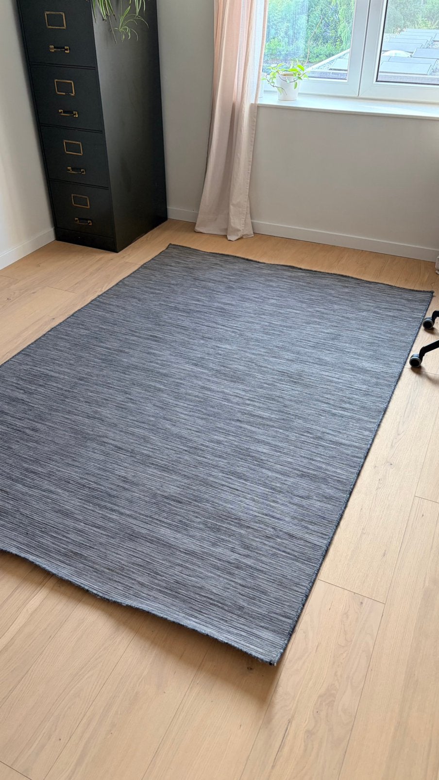 Groot grijs tapijt 160x230 cm ikea HODDE, Enlèvement, Utilisé