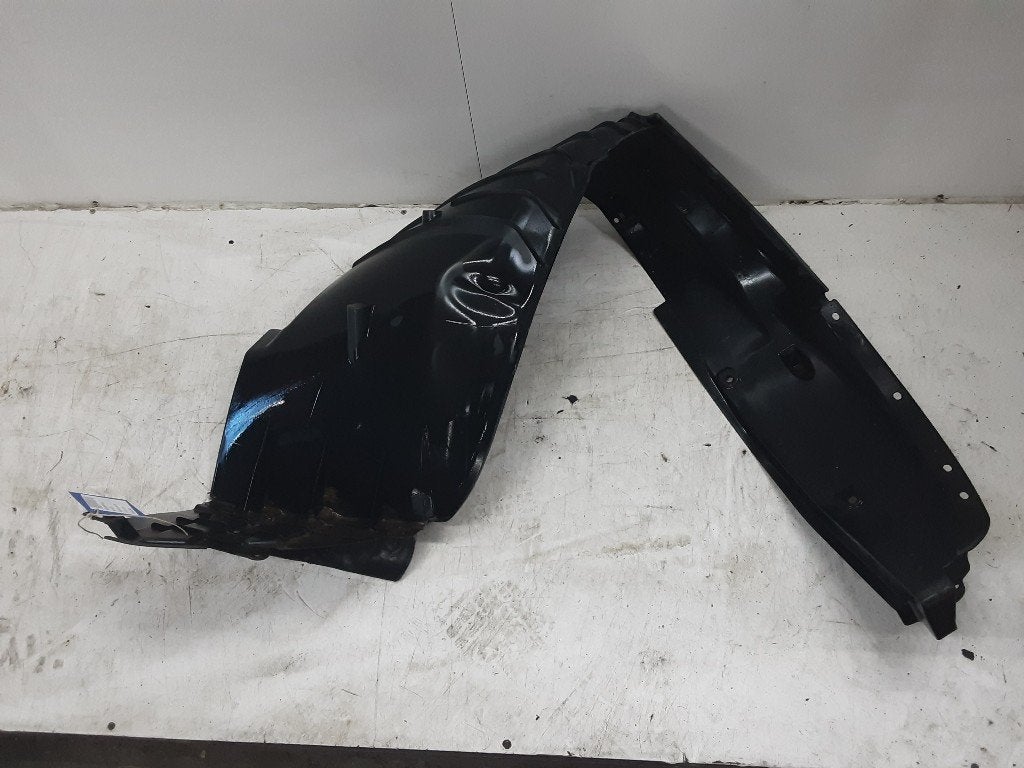 PARE BOUE AVANT GAUCHE Suzuki Swift (ZC / ZD) (01-2017/-), Suzuki-Allee 7
64625  Bensheim, DE, Suzuki Deutschland GmbH, Gauche