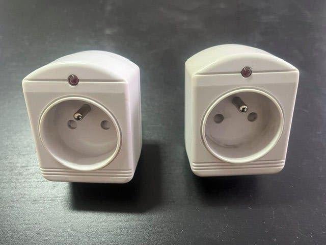 overspanningsbeveiliging ELRO 2 stuks 3500W, Ophalen of Verzenden, Zo goed als nieuw, Stopcontact