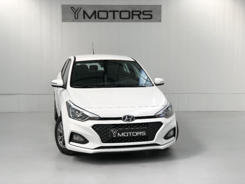 HYUNDAI i20 1.2i ACTIVE FACELIFT CLIM CAMERA GARANTIE, Autos, Hyundai, Entreprise, Achat, i20, ABS, Caméra de recul, Airbags, Air conditionné