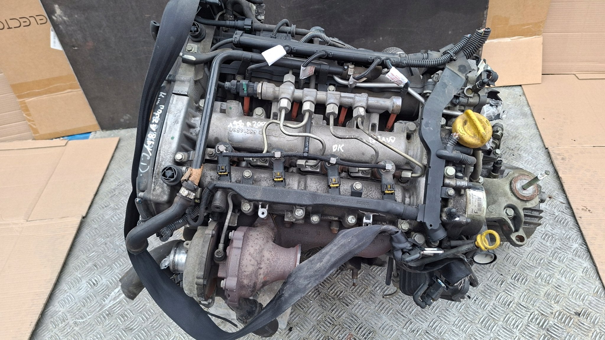 Moteur 198A2000 Nu FIAT BRAVO, Envoi, Utilisé, Daihatsu