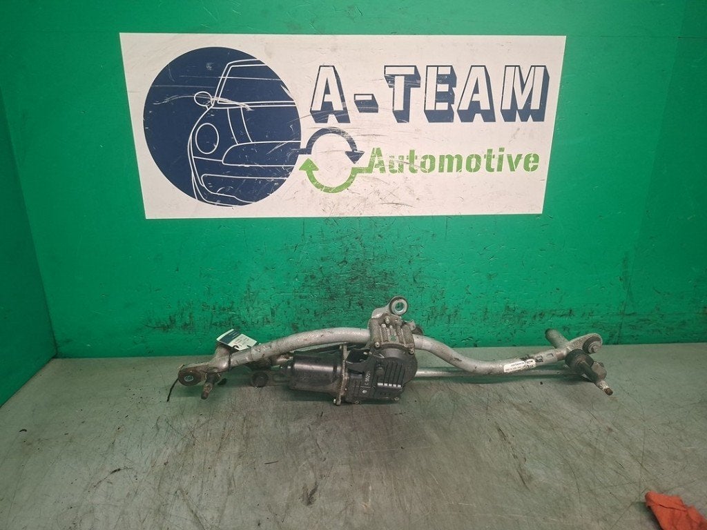MOTEUR + TRINGLERIE ESSUIE GLACE AVANT Audi A4 Avant (B8), Auto-Union-Straße  1,
85057  Ingolstadt, DE, Info@audi.de, Audi, Utilisé