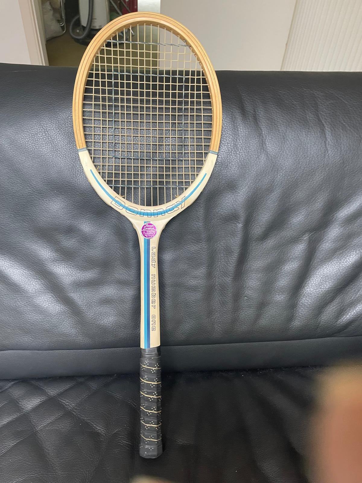 Vintage tennisracket uit de jaren 70, Sport en Fitness, Tennis, Zo goed als nieuw, Racket, Ophalen