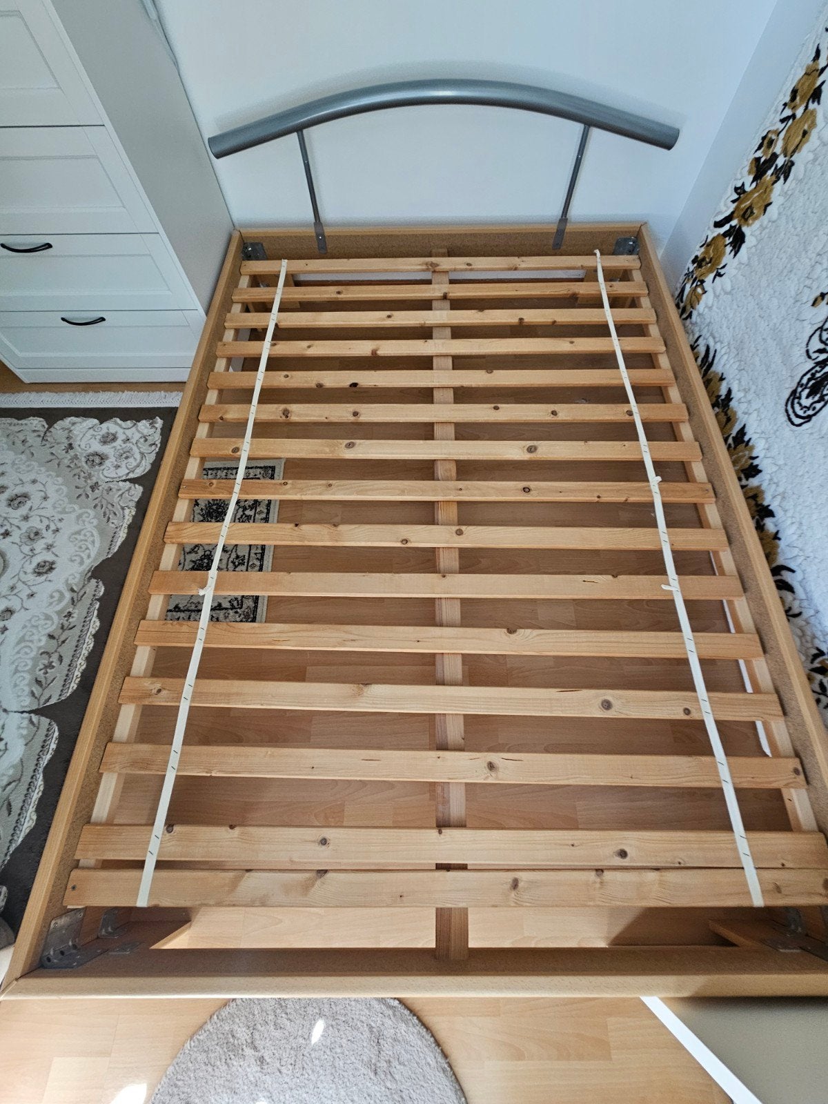Lit et matelas 140x200, 140 cm, Enlèvement, Utilisé, Sommier
