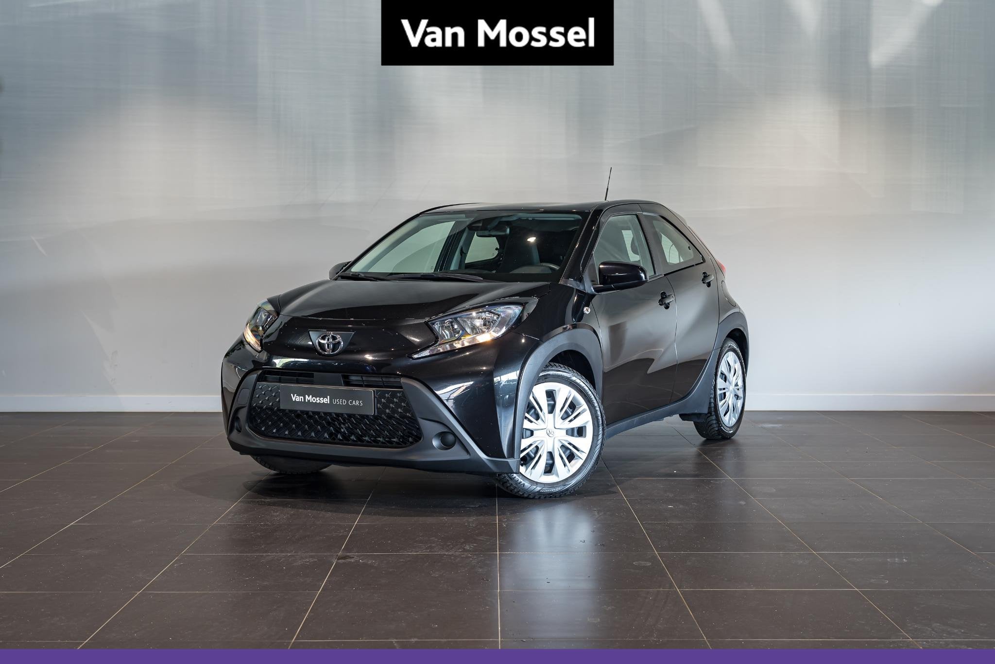 Toyota Aygo X 1.0 VVT-i Play | Camera | Cruise Control | Blu, Auto's, Voorwielaandrijving, Stof, Gebruikt, 72 pk