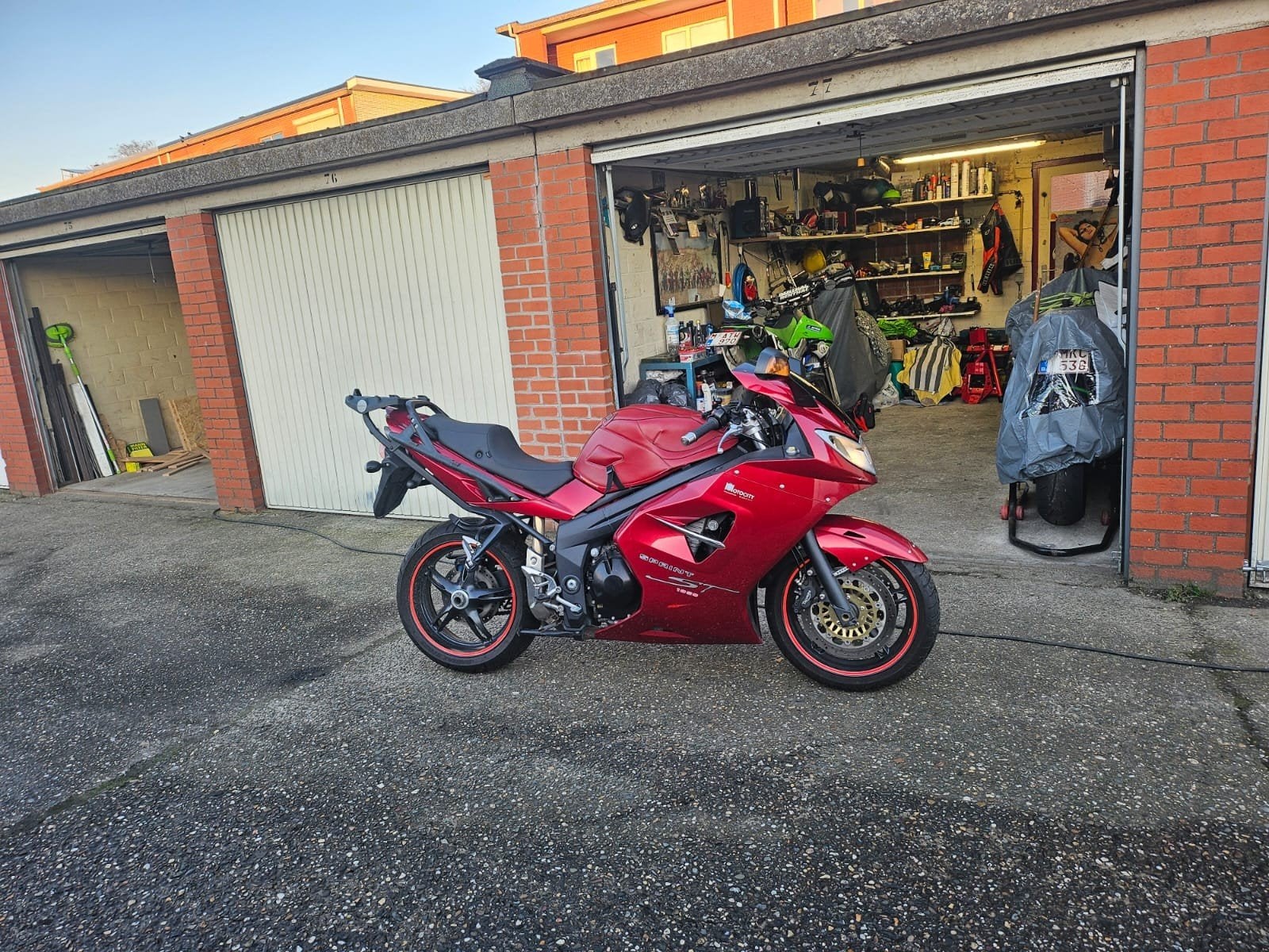triumph sprint st 1050, Motoren, Motorrijbewijs A, Gebruikt, 3 cilinders, Particulier