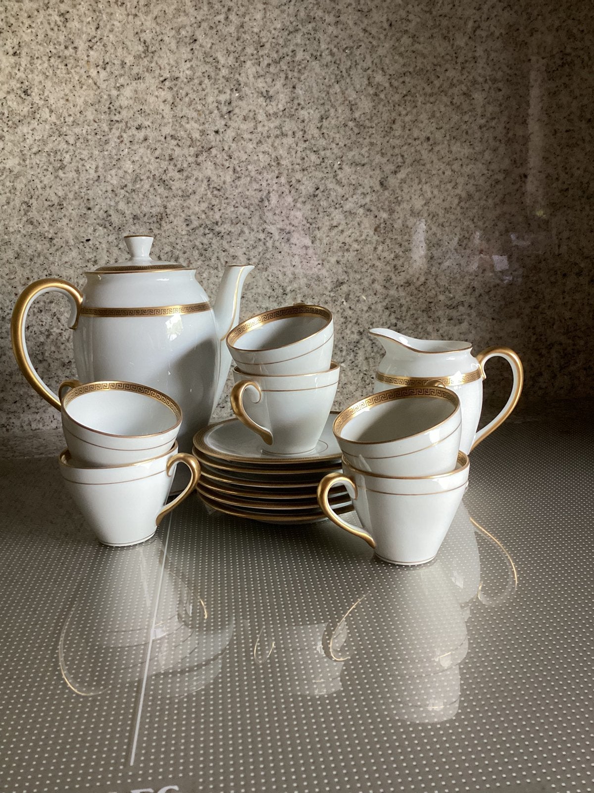 Koffie service, Enlèvement