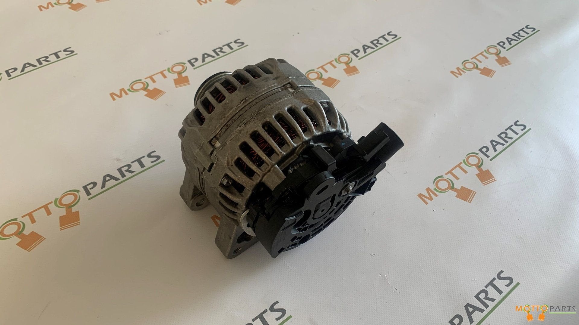 BMW / Mini R55 R56 R57 Series Dynamo 12317794970 7794970, -, -, -, Enlèvement ou Envoi