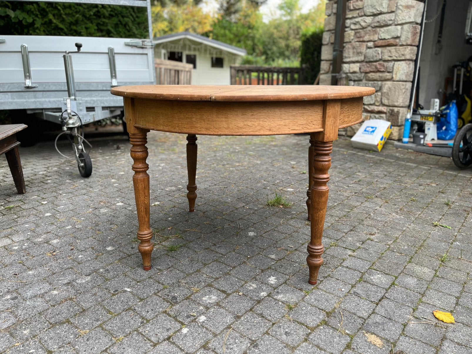 Table ronde en bois, Quatre personnes, Rond, 100 à 150 cm, Enlèvement