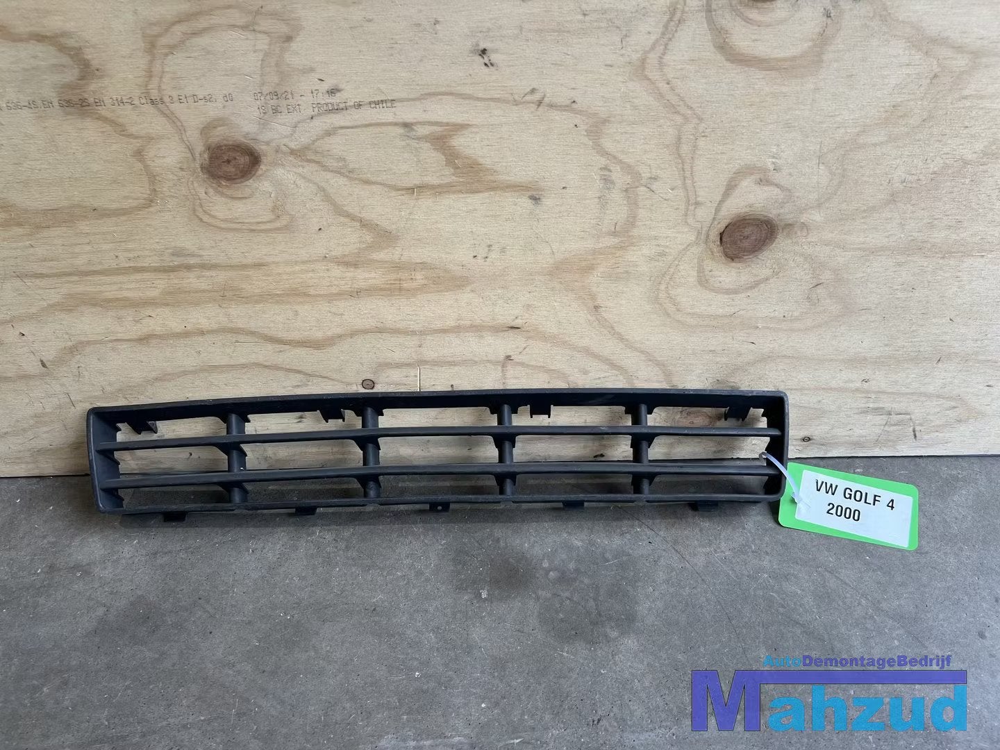 VW GOLF 4 Bumper grille rooster 1998-2003, Pare-chocs, Volkswagen, Volkswagen AG, Vw@volkswagen.de
