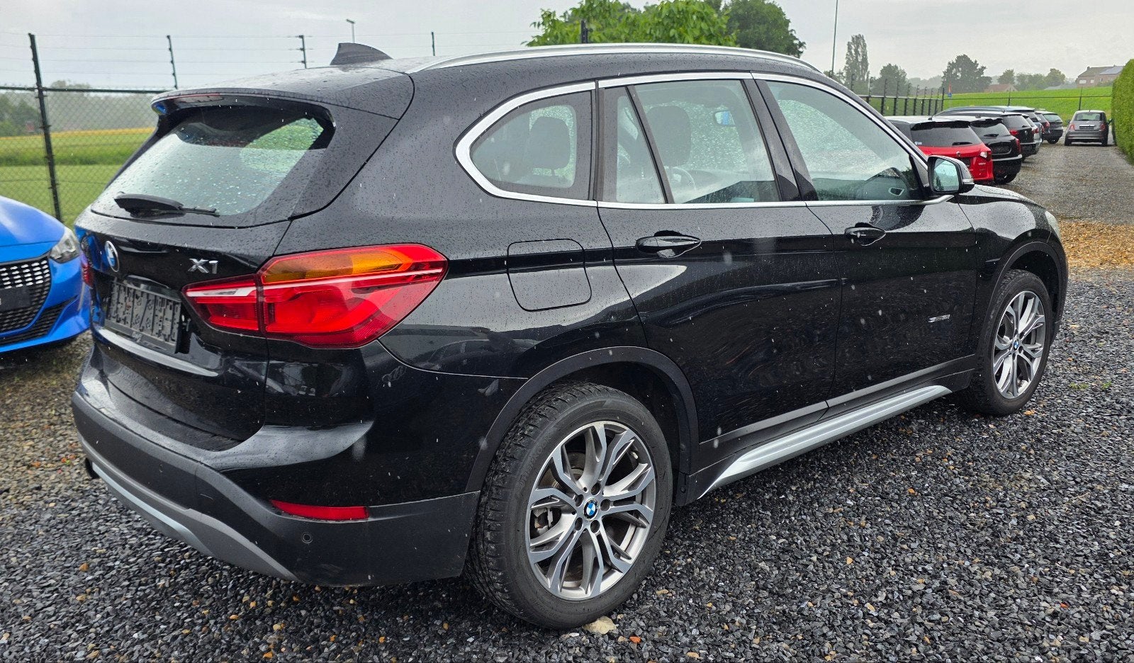 BMW X1 1.5 Benzine Automaat  ., Auto's, Dealer onderhouden, Euro 6, Lichtsensor, Leder