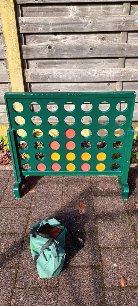4 op een rij xxl versie  in hout,met plastic schijven, Ophalen