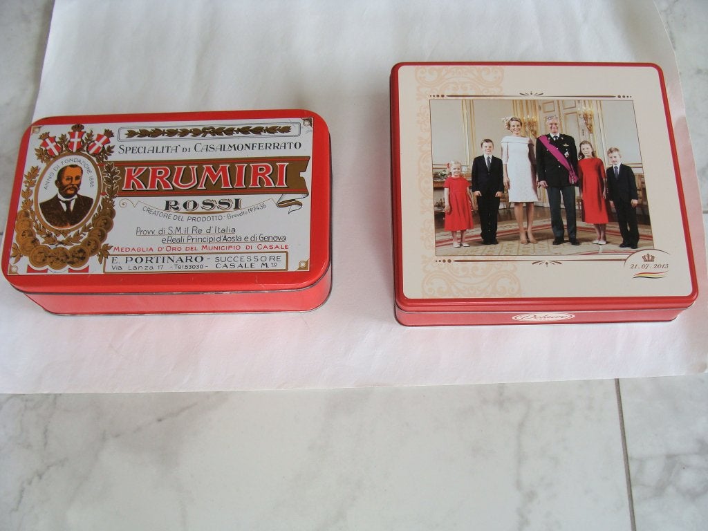 ancienne boite métal, 1 Krumiri, 1 famille royal, Ophalen of Verzenden, Zo goed als nieuw, Koek(jes), Overige merken