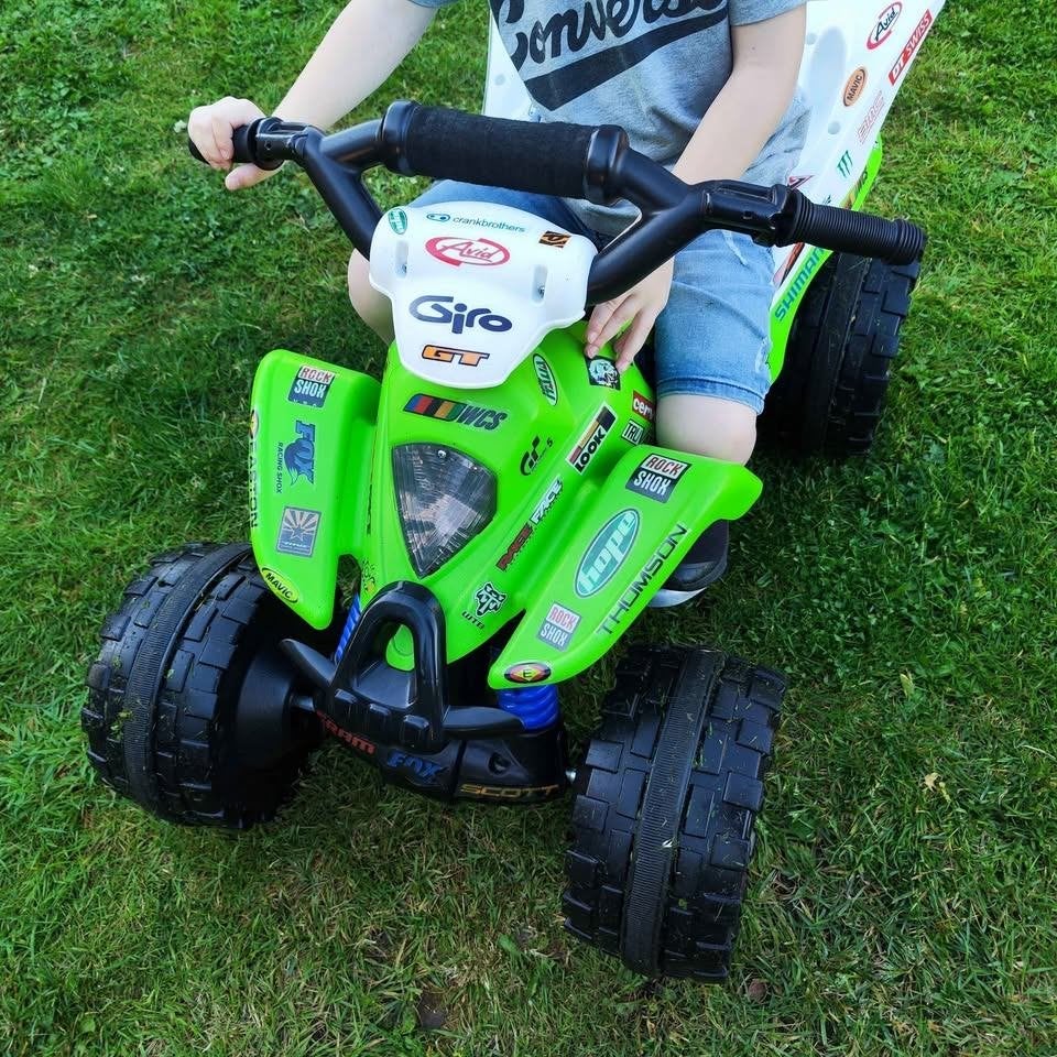 Elektrische kinderquad 12v Kawasaki INJUSA 2x accu, Fietsen en Brommers, Minibikes, Midibikes en Pitbikes, Ophalen, Gebruikt, Overige typen