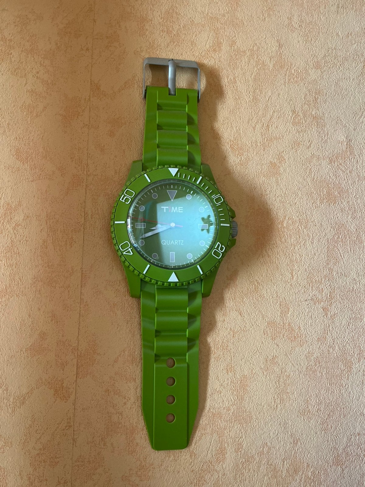 Green Watch-Shaped Wall Clock, Enlèvement ou Envoi