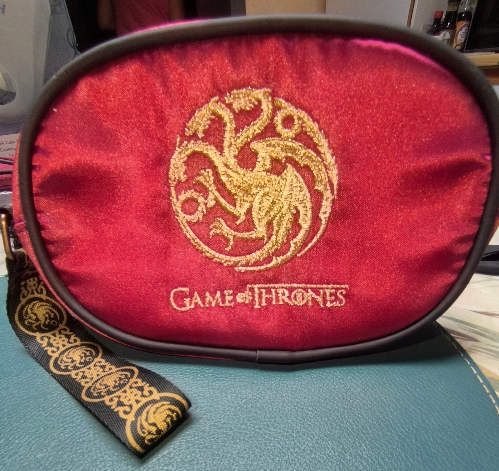 Game of Thrones-hoesje, Handtassen en Accessoires, Tassen | Schoudertassen, Ophalen of Verzenden, Nieuw, Rood, Overige merken