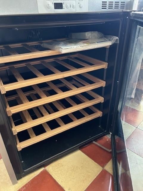 Réfrigérateur à vin, armoire à vin, Electroménager, Enlèvement, 45 à 60 cm, 75 à 100 litres, Moins de 85 cm