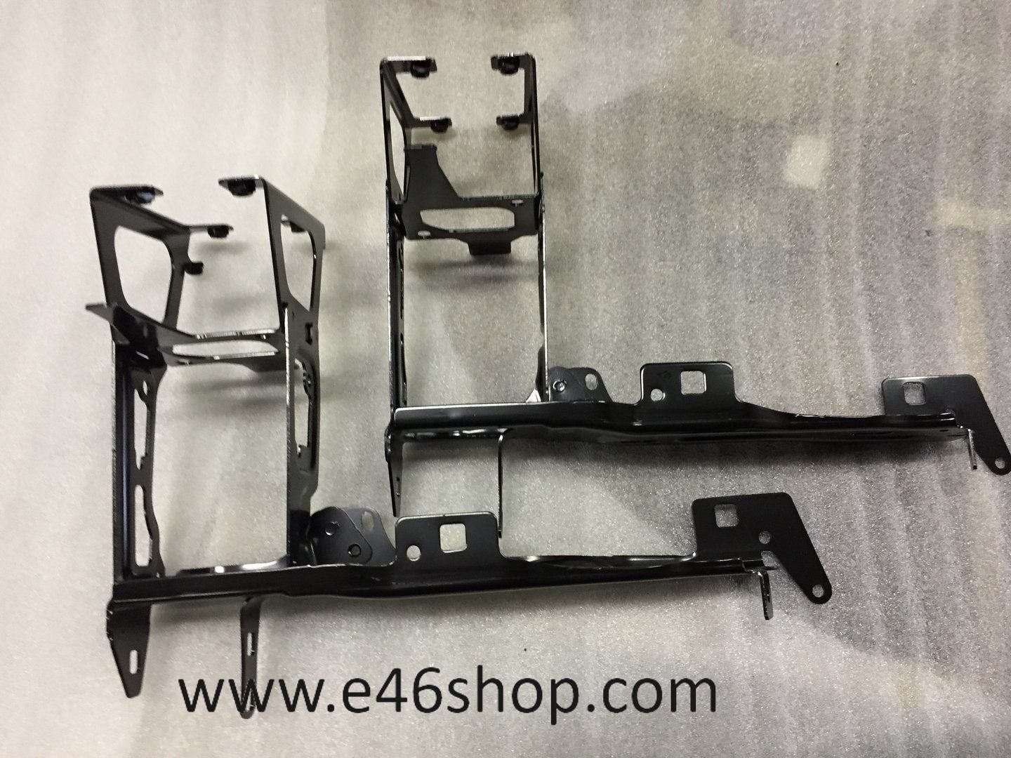 VOORFRONT STEUN LINKS BMW OE 51647245791, -, -, Nieuw, Ophalen of Verzenden