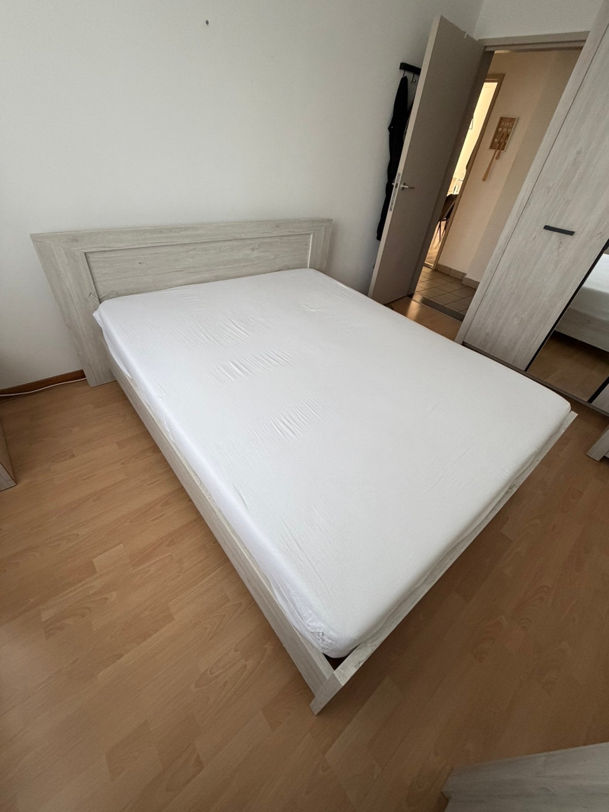 Tweepersoonsbed 1m60, Huis en Inrichting, Ophalen, Tweepersoons, Zo goed als nieuw, 200 cm