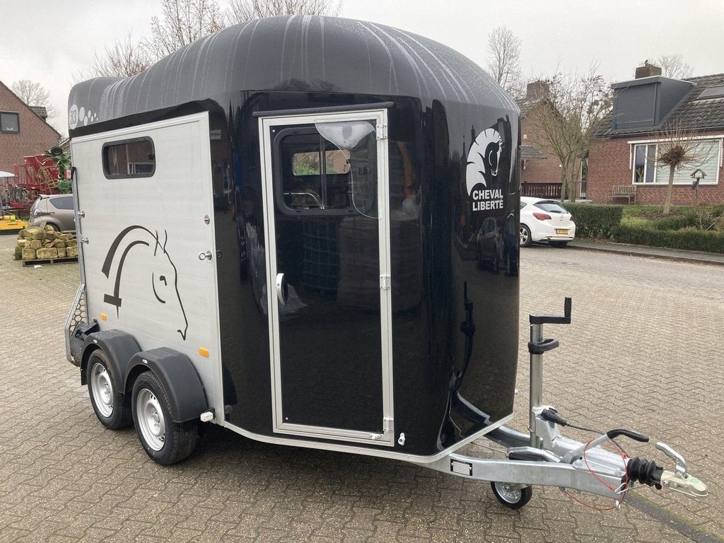 Cheval Liberté Gold 3 met zadelkamer, Autos : Divers