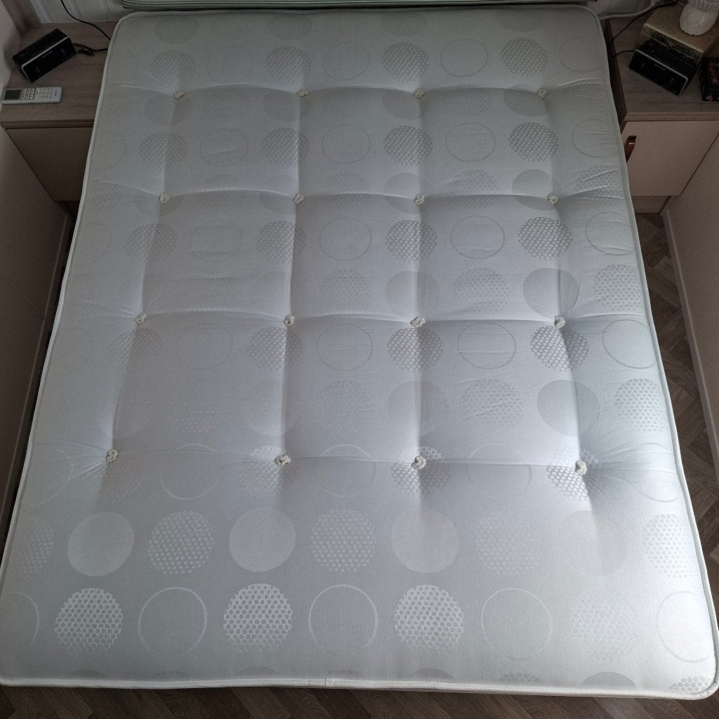 Matras+topper 150x200 cm, Maison & Meubles, Chambre à coucher | Matelas & Sommiers, Neuf, Autres dimensions, Matelas, Enlèvement