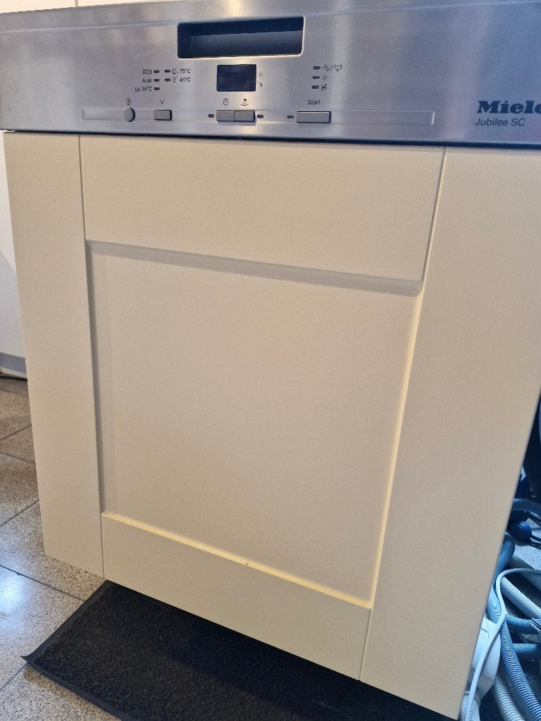 Lave-vaisselle Miele G 4935 SCI Jubilee, Classe énergétique A ou plus économe, 85 à 90 cm, Encastré, Moins de 10 litres