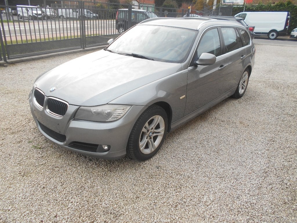 BMW 318TD BREAK - EURO5 - 2011 - GEKEURD, Auto's, 100 kW, 1995 cc, https://public.car-pass.be/vhr/a1fd2b0c-0cd4-47ad-a005-1bf4732ba21a