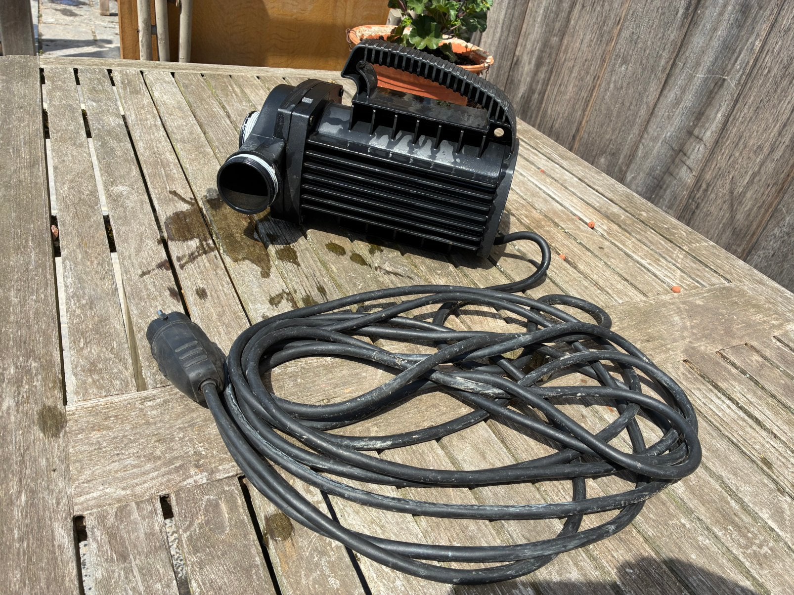 Aquamax expert 30000, Tuin en Terras, Vijver-toebehoren, Zo goed als nieuw, Vijverpomp, Ophalen
