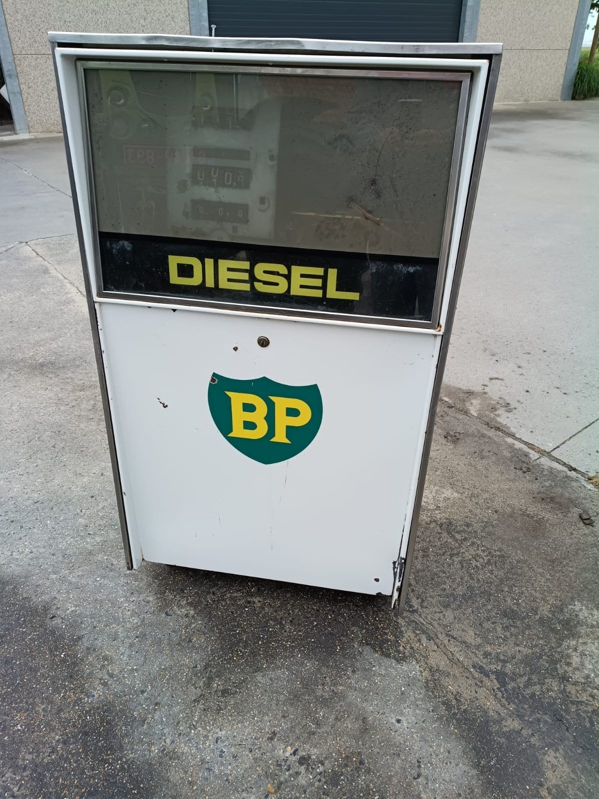 Vintage dieselpomp BP, Antiek en Kunst, Ophalen