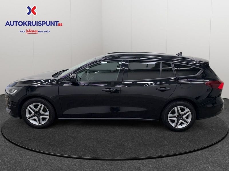 Ford Focus 1.0EcoBoost Connected, Stof, Gebruikt, Zwart, 100 pk