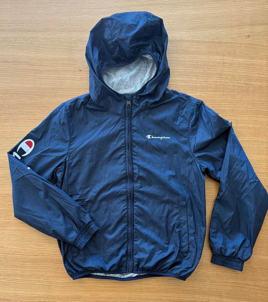 Coupe-vent bleu marine CHAMPION - 11 ans - 27€, Kinderen en Baby's, Kinderkleding | Maat 146, Ophalen of Verzenden, Zo goed als nieuw