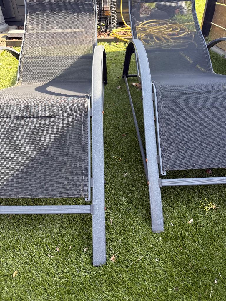 Ligbed (2st) te koop, Tuin en Terras, Ligbedden, Ophalen, Gebruikt, Aluminium